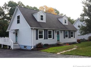 140 Hawks Nest Cir, Middletown, CT 06457