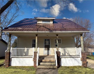 4 7th Ave NW, Oelwein, IA, 50662