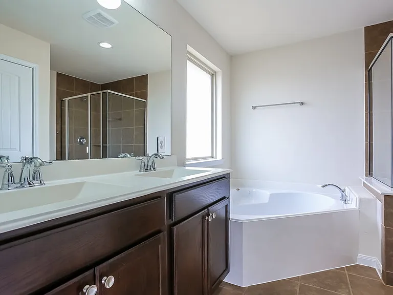 13230 Chanel Dr — Photo 13