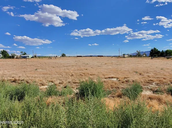 5800 Katrina Dr, Winnemucca, NV 89445