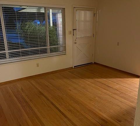 5th image of 4061 Clyde Ct