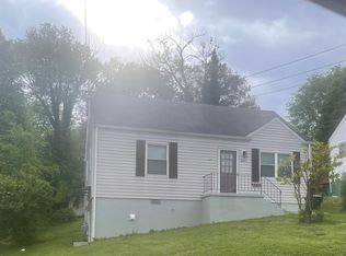 2214 Plantation Rd NE, Roanoke, VA 24012