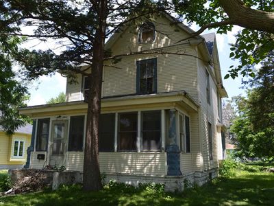 615 E Main St, Belmond, IA, 50421