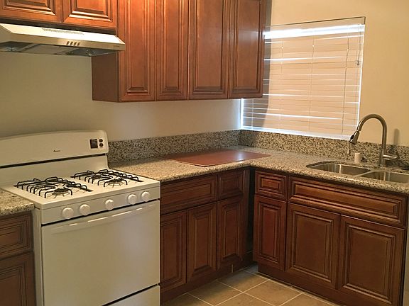 2nd image of 15812 Aviation Ct #2