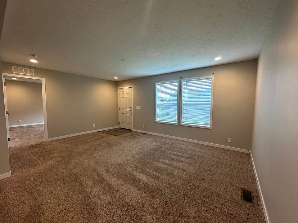2nd image of 3532 Winsford Drive Site 366