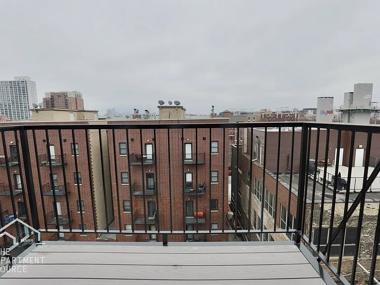 937 W Irving Park Rd #2 — Photo 14