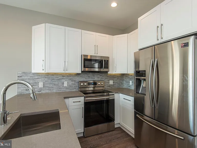 1340 S 13th St #3G — Photo 7