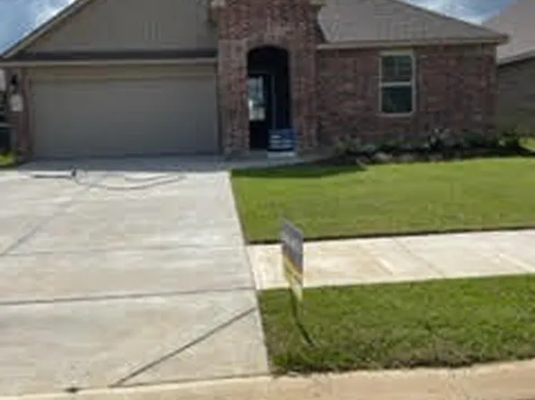203 Broussard Hill Dr, Broussard, LA 70518