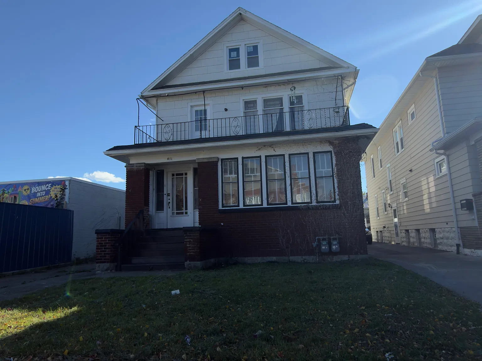 3 bed, $1,500 — Photo 2