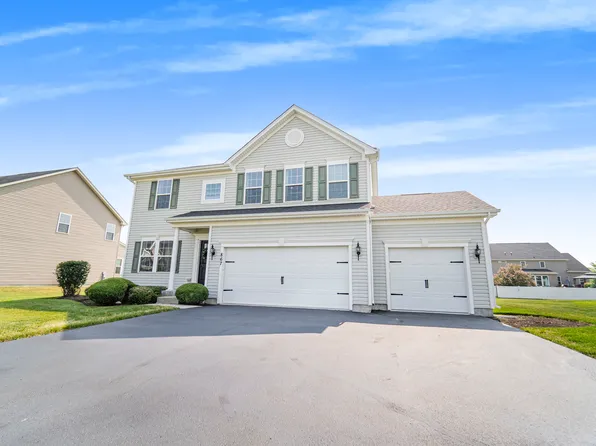 867 Blue Aster Pkwy, Gilberts, IL 60136