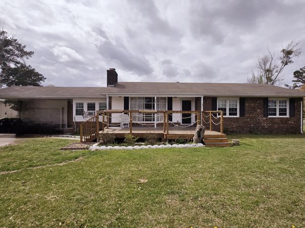 902 Main Street, Maysville, NC 28555