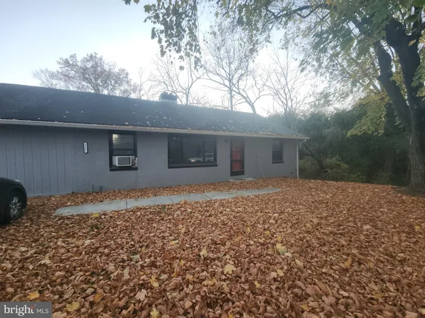 4400 Garnet Mine Rd, Upper Chichester, PA 19061