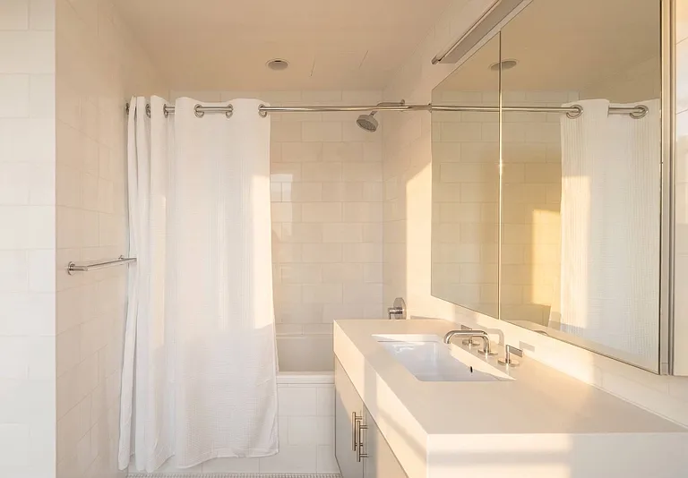 1113 York Ave #PHD — Photo 13