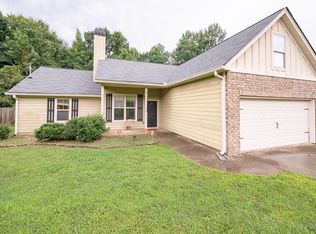 57 Misty Forest Dr, Phenix City, AL 36869