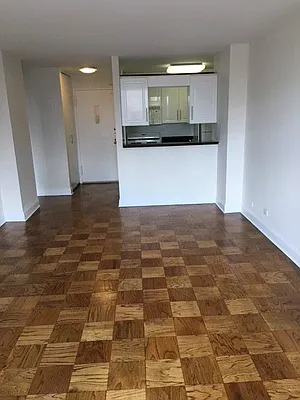 Rented by Keller Williams NYC | media 32