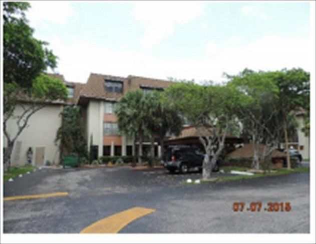 1st image of 671 NE 195th St APT 106E