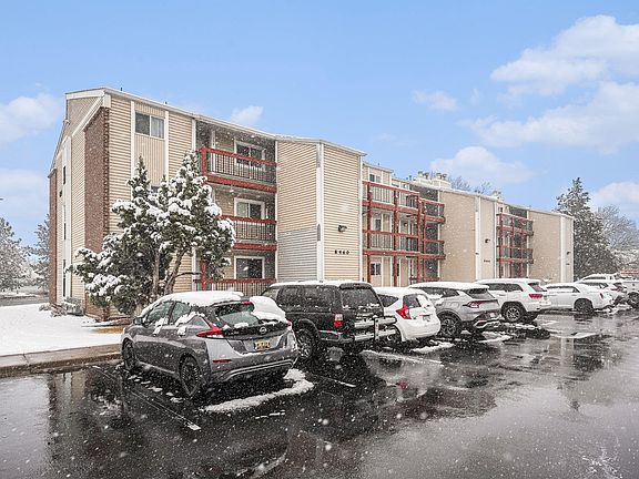 4th image of 8460 Decatur St #128