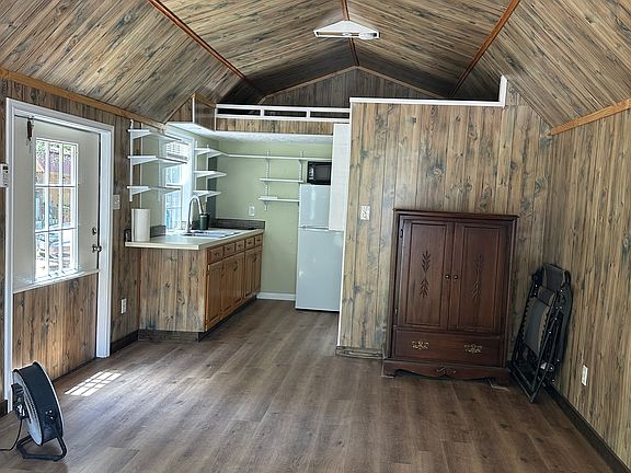 5th image of 4170 County Road 314 S
