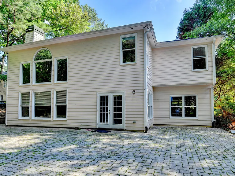 873 Red Rock Ct — Photo 43