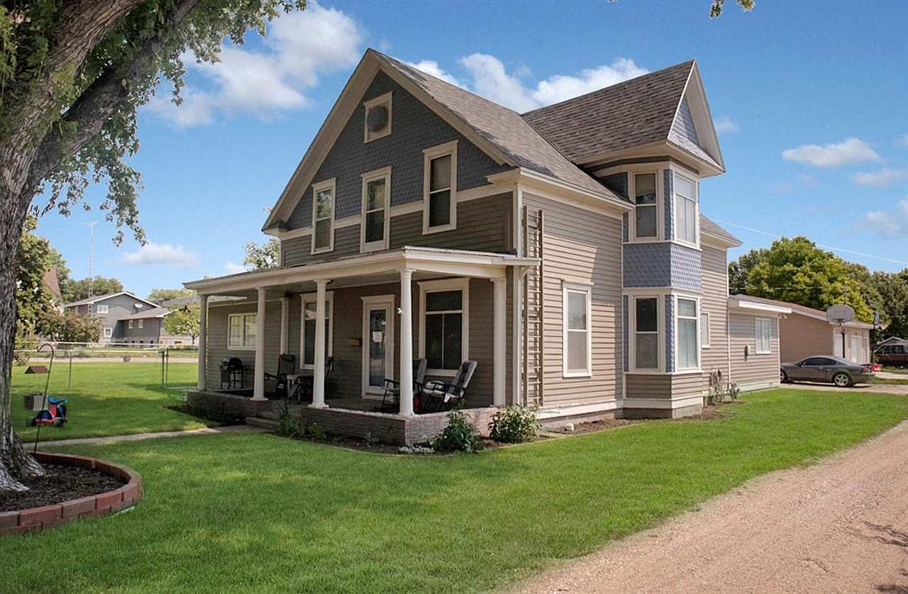 1717 G Ave, Gothenburg, NE 69138 Zillow