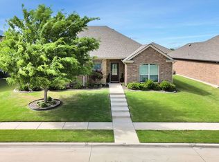 525 Cottonview Dr, Waxahachie, TX 75165
