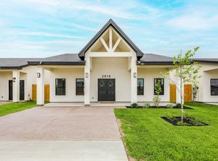 2816 Adamsville Dr, Laredo, TX 78046