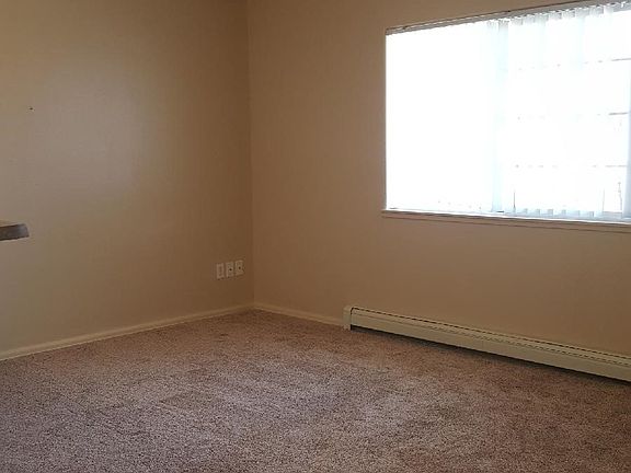 living room_05112023