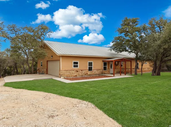 200 Creekwood Ct, Spring Branch, TX 78070