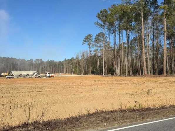 3125 Carter Rd, Sumter, SC 29150