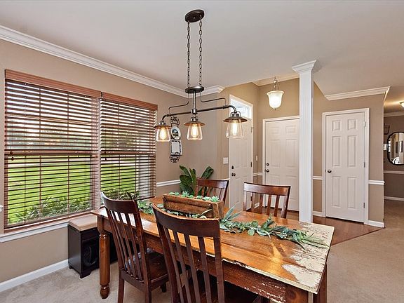 5th image of 1627 Jarratt Dr