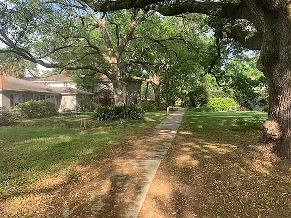5th image of 25 Thrasher St
