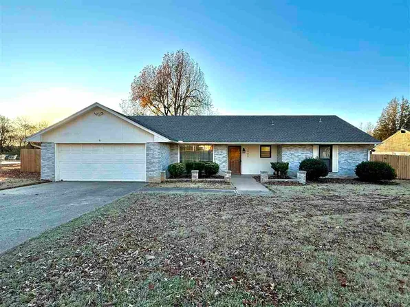 2000 El Camino St, Ponca City, OK 74604