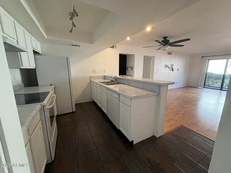 1920 W Lindner Ave #165 — Photo 7