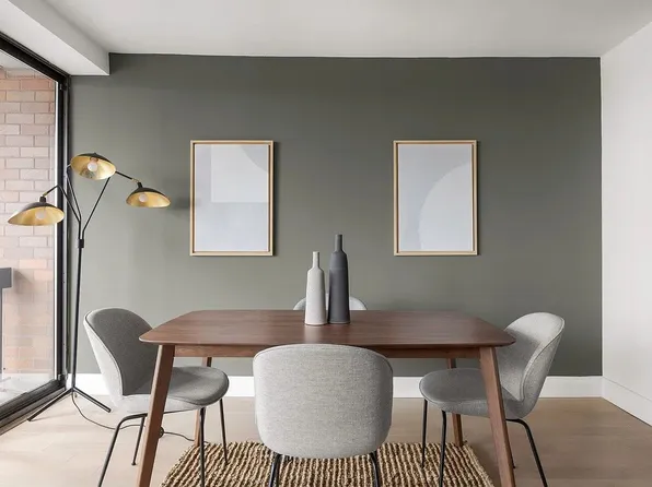 245 East 58th Street image 3 of 5