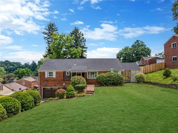 132 Sylvania Dr, Pittsburgh, PA 15236