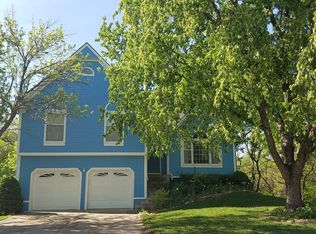 913 N Arroyo Dr, Olathe, KS 66061