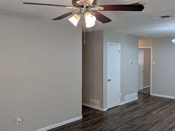 5th image of 3732 Falcon Dr