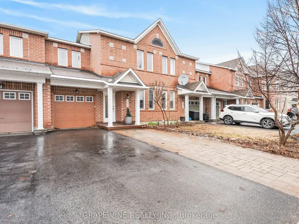 322 Foxridge Way, Ottawa, ON K2J 0V7