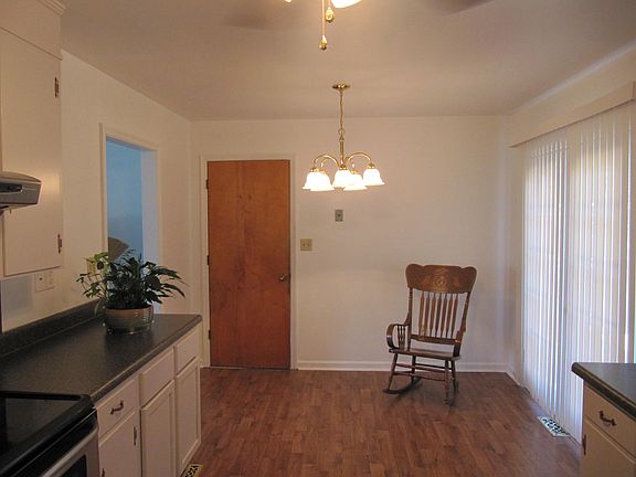 5th image of 5930 Plantation Cir