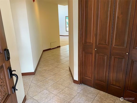 3rd image of 2319 S Cedar Street #110