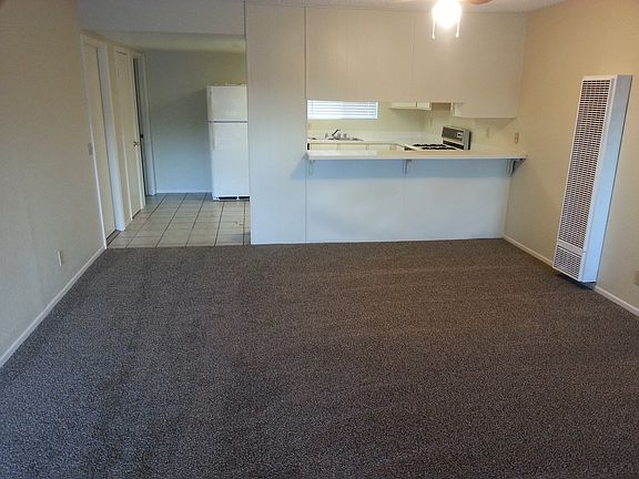 5th image of 6605 Mesquite Ave APT D