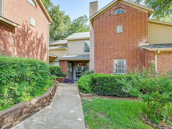5th image of 1430 Meadowood Village Dr
