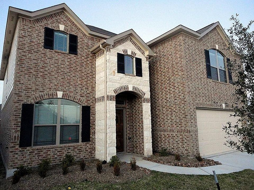 1st image of 21515 Kings Bend Dr