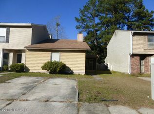 5615 Bryner Dr, Jacksonville, FL 32244