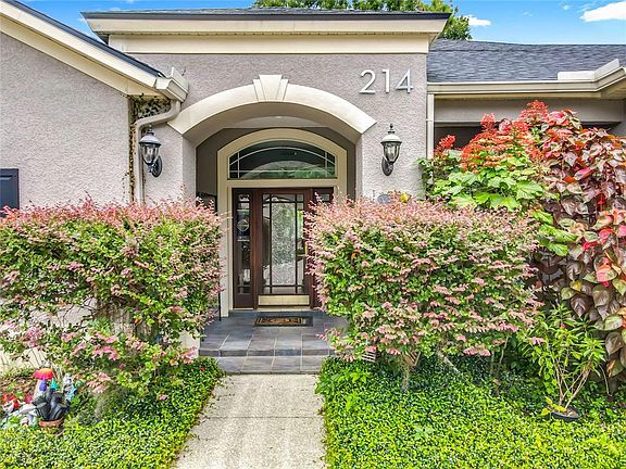 3rd image of 214 Chestnut Ridge St