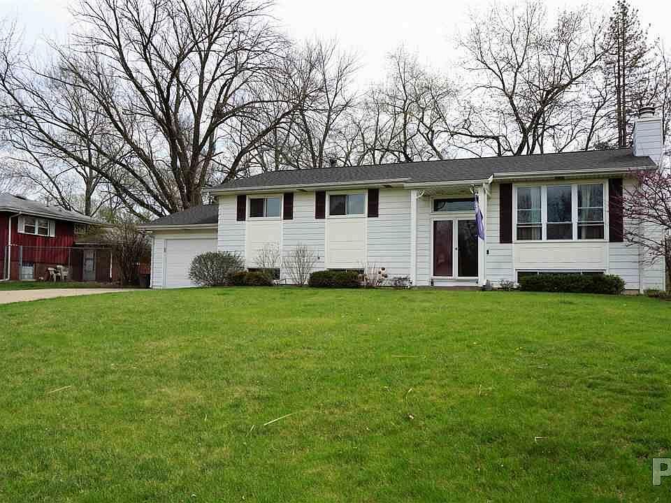 1st image of 5609 N Stephen Dr