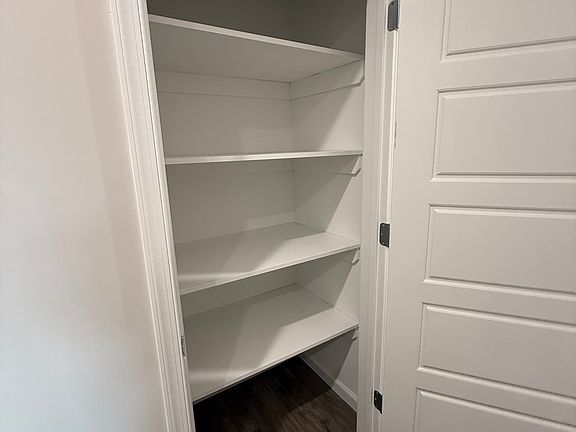 4th image of 315 Lake St #501