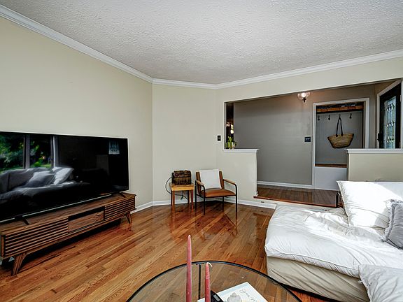 5th image of 1346 Concordia Dr