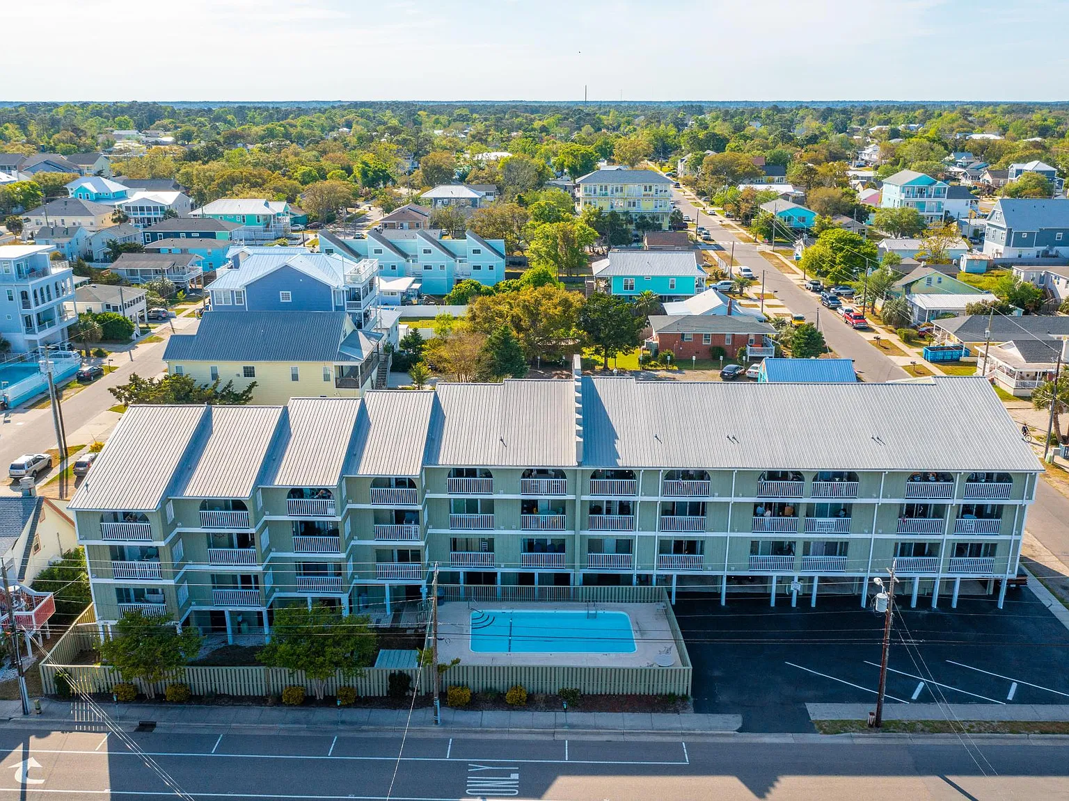 2 bed, 900 sqft, $1,400 — Photo 2