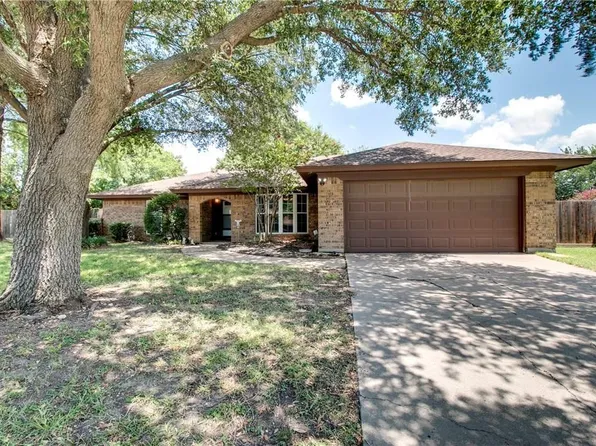 9928 Ivy Leaf Ln, Fort Worth, TX 76108